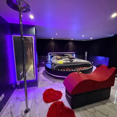 Attitude Apartment *